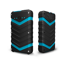 Rugged Outdoor Power Bank with IP67 Waterproof Dustproof Shockproof 3 Lighting Modes Flashlight